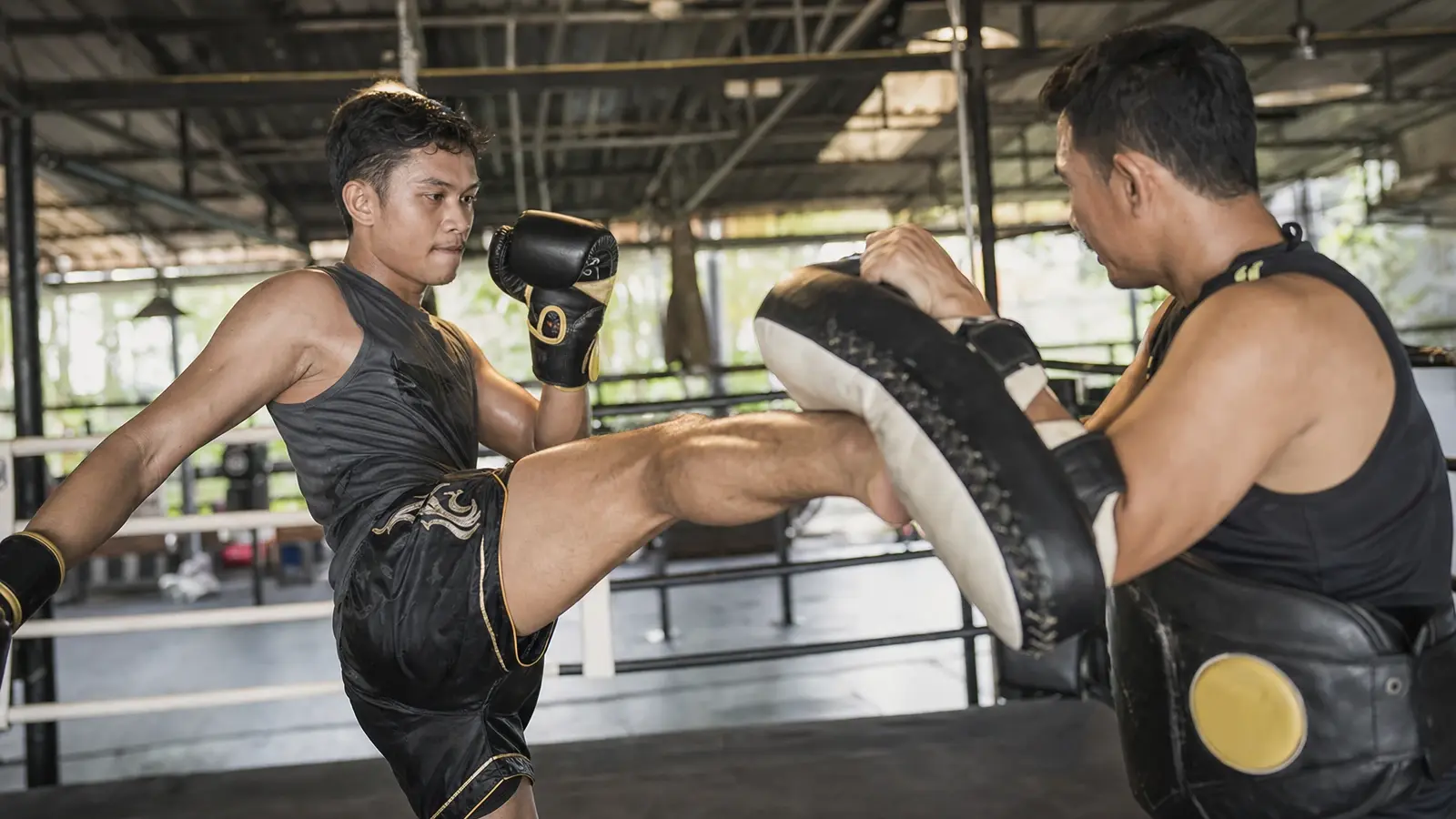 Muay Thai Training – Kickboxen